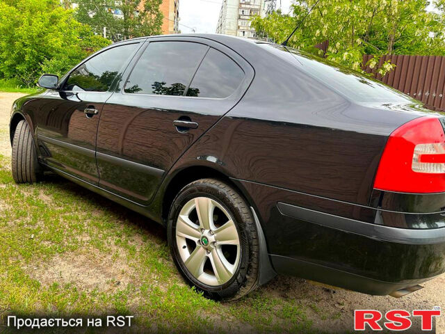 Черный Шкода Октавия, объемом двигателя 2 л и пробегом 280 тыс. км за 6200 $, фото 4 на Automoto.ua