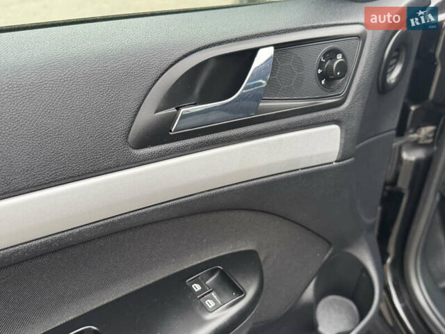 Шкода Октавія 2006 у Лубнах на Automoto.ua Чорний Шкода Октавія, об'ємом двигуна 1.6 л та пробігом 137 тис. км за 6550 $, фото 26 на Automoto.ua