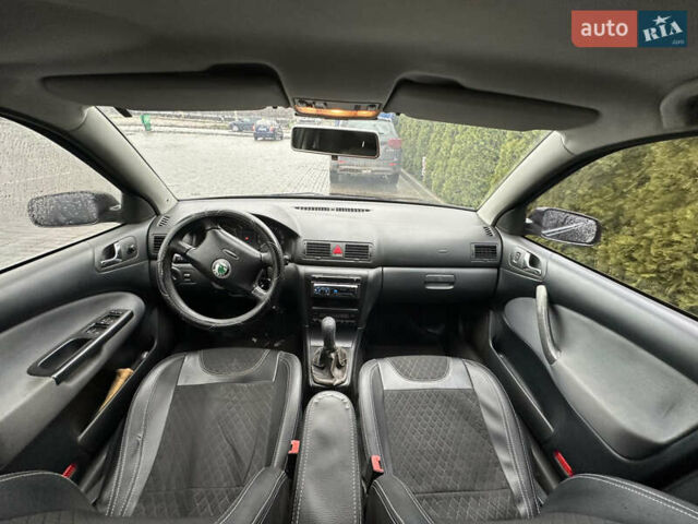 Черный Шкода Октавия, объемом двигателя 1.9 л и пробегом 302 тыс. км за 5950 $, фото 14 на Automoto.ua