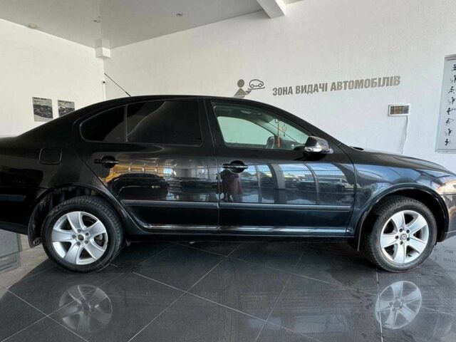 Черный Шкода Октавия, объемом двигателя 2 л и пробегом 311 тыс. км за 6000 $, фото 7 на Automoto.ua