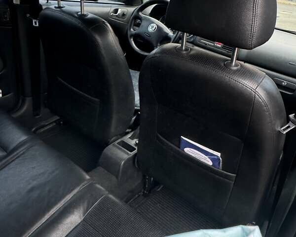 Чорний Шкода Октавія, об'ємом двигуна 1.6 л та пробігом 150 тис. км за 5500 $, фото 4 на Automoto.ua