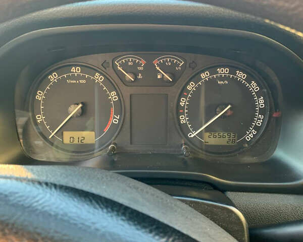 Черный Шкода Октавия, объемом двигателя 1.6 л и пробегом 260 тыс. км за 3700 $, фото 8 на Automoto.ua