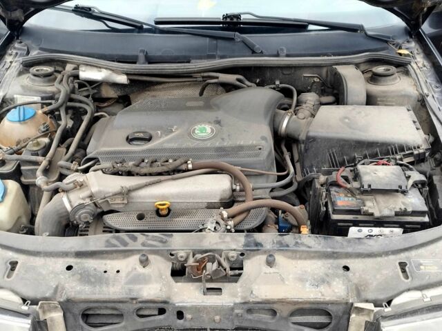 Чорний Шкода Октавія, об'ємом двигуна 1.8 л та пробігом 250 тис. км за 3333 $, фото 12 на Automoto.ua