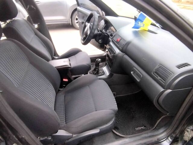 Чорний Шкода Октавія, об'ємом двигуна 1.8 л та пробігом 250 тис. км за 3333 $, фото 9 на Automoto.ua