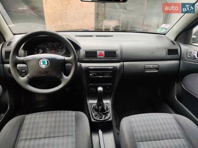 Черный Шкода Октавия, объемом двигателя 1.6 л и пробегом 300 тыс. км за 4600 $, фото 22 на Automoto.ua