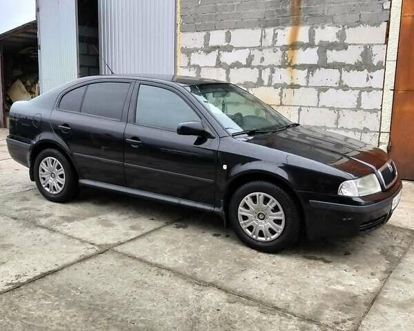 Черный Шкода Октавия, объемом двигателя 1.78 л и пробегом 310 тыс. км за 4999 $, фото 11 на Automoto.ua