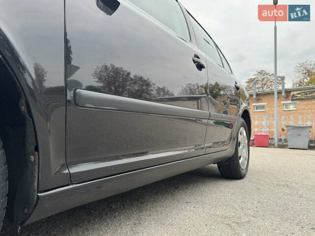 Шкода Октавія 2006 у Лубнах на Automoto.ua Чорний Шкода Октавія, об'ємом двигуна 1.6 л та пробігом 137 тис. км за 6550 $, фото 17 на Automoto.ua