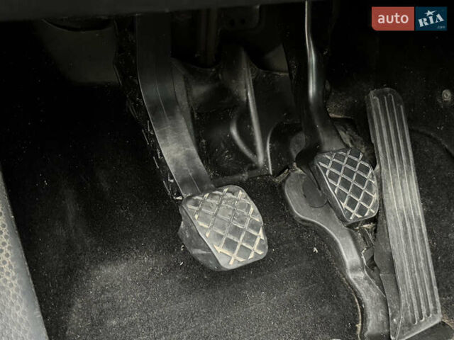 Шкода Октавія 2006 у Лубнах на Automoto.ua Чорний Шкода Октавія, об'ємом двигуна 1.6 л та пробігом 137 тис. км за 6550 $, фото 28 на Automoto.ua