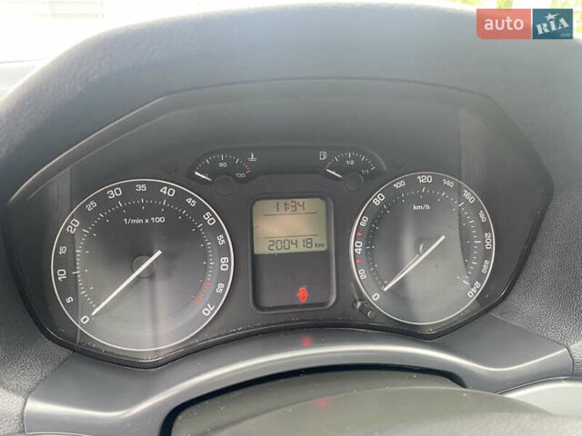 Шкода Октавия 2006 в Киеве на Automoto.ua Черный Шкода Октавия, объемом двигателя 1.6 л и пробегом 200 тыс. км за 6300 $, фото 10 на Automoto.ua