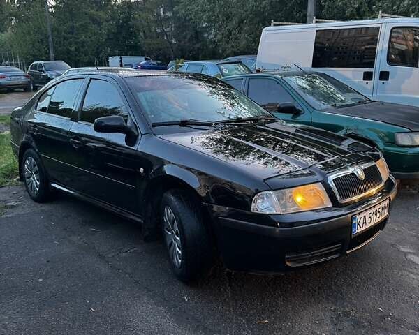 Черный Шкода Октавия, объемом двигателя 1.6 л и пробегом 250 тыс. км за 5200 $, фото 4 на Automoto.ua