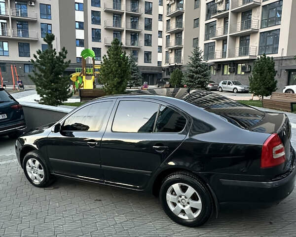 Черный Шкода Октавия, объемом двигателя 1.98 л и пробегом 245 тыс. км за 6200 $, фото 2 на Automoto.ua