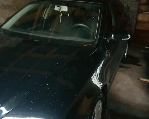 Черный Шкода Октавия, объемом двигателя 1.6 л и пробегом 528 тыс. км за 3058 $, фото 2 на Automoto.ua