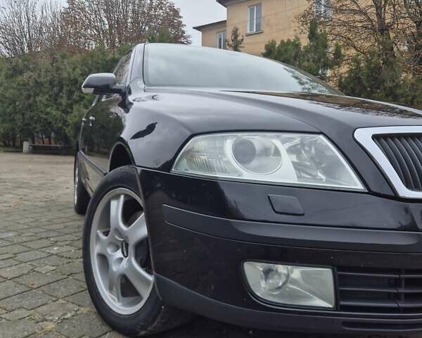 Черный Шкода Октавия, объемом двигателя 1.97 л и пробегом 315 тыс. км за 6650 $, фото 12 на Automoto.ua