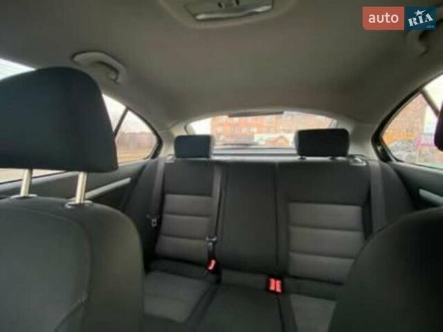 Шкода Октавия 2006 в Калуше на Automoto.ua Черный Шкода Октавия, объемом двигателя 1.6 л и пробегом 327 тыс. км за 5200 $, фото 1 на Automoto.ua