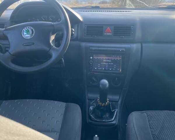 Чорний Шкода Октавія, об'ємом двигуна 1.6 л та пробігом 230 тис. км за 3500 $, фото 10 на Automoto.ua