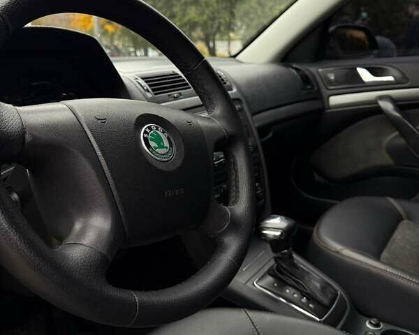 Черный Шкода Октавия, объемом двигателя 1.97 л и пробегом 315 тыс. км за 6650 $, фото 18 на Automoto.ua