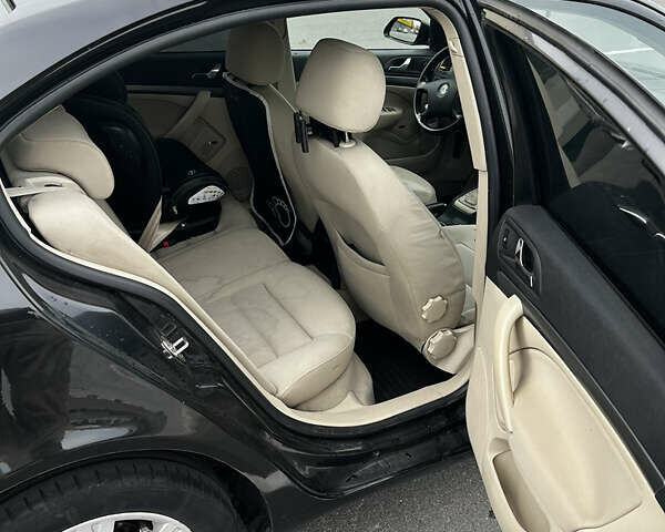 Черный Шкода Октавия, объемом двигателя 2 л и пробегом 355 тыс. км за 6700 $, фото 23 на Automoto.ua
