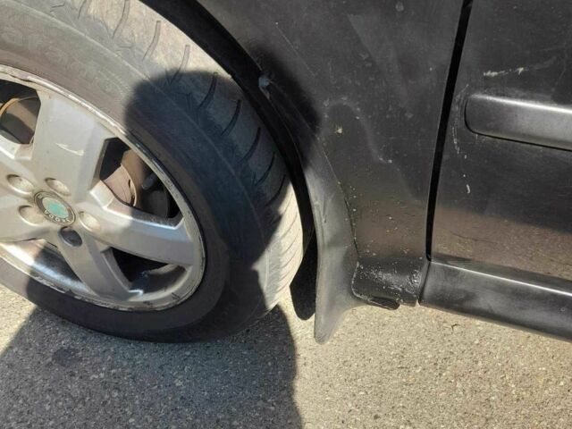 Черный Шкода Октавия, объемом двигателя 0 л и пробегом 500 тыс. км за 3800 $, фото 3 на Automoto.ua