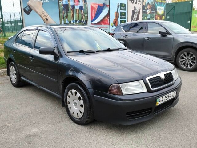 Чорний Шкода Октавія, об'ємом двигуна 1.8 л та пробігом 250 тис. км за 3333 $, фото 2 на Automoto.ua