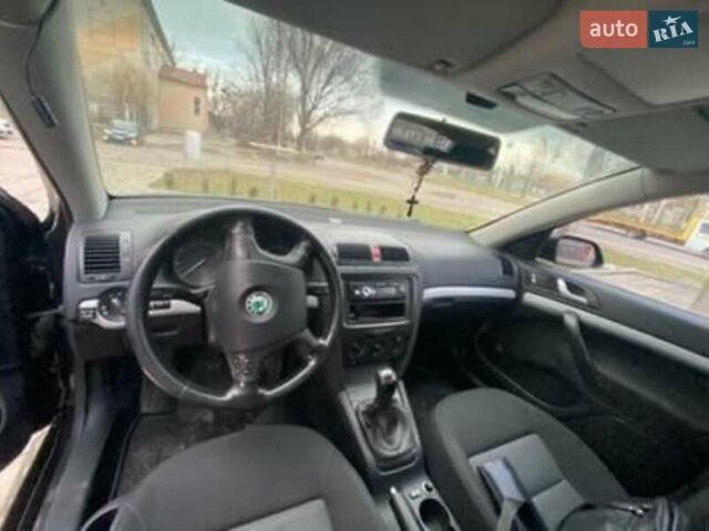 Шкода Октавия 2006 в Калуше на Automoto.ua Черный Шкода Октавия, объемом двигателя 1.6 л и пробегом 327 тыс. км за 5200 $, фото 2 на Automoto.ua