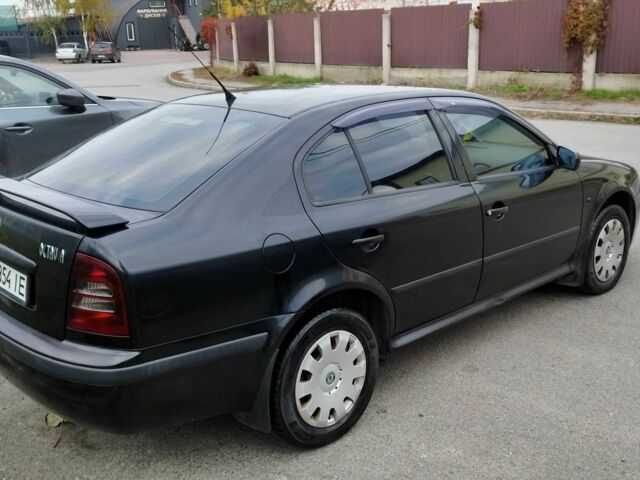 Чорний Шкода Октавія, об'ємом двигуна 1.8 л та пробігом 250 тис. км за 3333 $, фото 1 на Automoto.ua