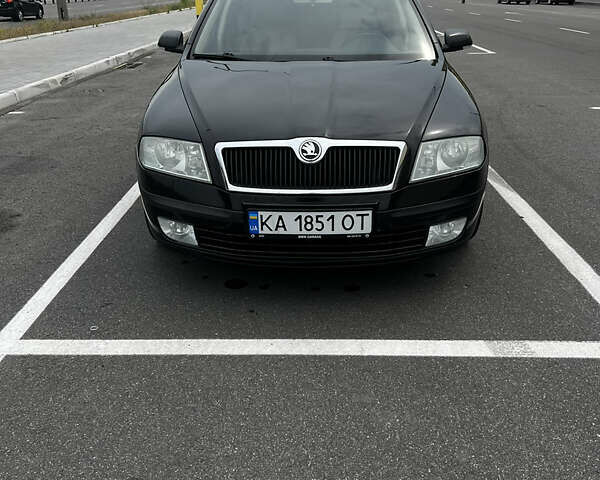 Черный Шкода Октавия, объемом двигателя 2 л и пробегом 355 тыс. км за 6700 $, фото 1 на Automoto.ua