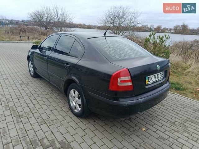 Черный Шкода Октавия, объемом двигателя 2 л и пробегом 240 тыс. км за 3500 $, фото 6 на Automoto.ua