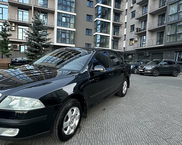 Черный Шкода Октавия, объемом двигателя 1.98 л и пробегом 245 тыс. км за 6200 $, фото 7 на Automoto.ua