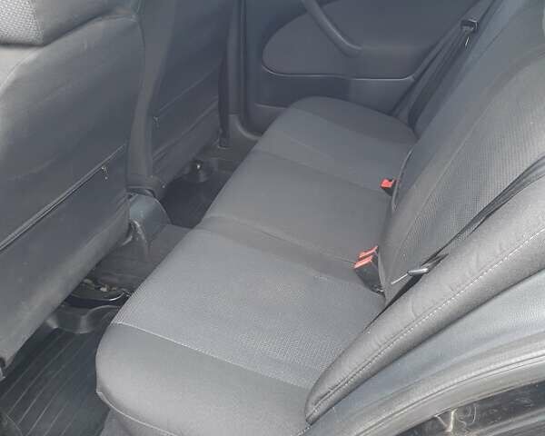 Чорний Шкода Октавія, об'ємом двигуна 1.8 л та пробігом 160 тис. км за 5800 $, фото 9 на Automoto.ua