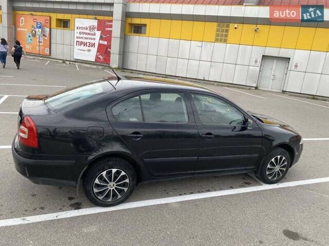 Черный Шкода Октавия, объемом двигателя 1.98 л и пробегом 240 тыс. км за 4200 $, фото 1 на Automoto.ua