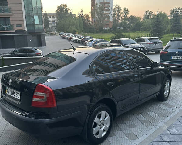 Черный Шкода Октавия, объемом двигателя 1.98 л и пробегом 245 тыс. км за 6200 $, фото 3 на Automoto.ua
