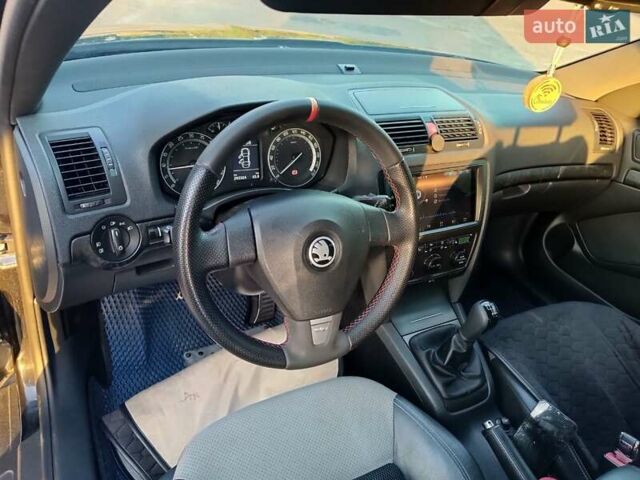 Чорний Шкода Октавія, об'ємом двигуна 1.97 л та пробігом 282 тис. км за 8700 $, фото 26 на Automoto.ua