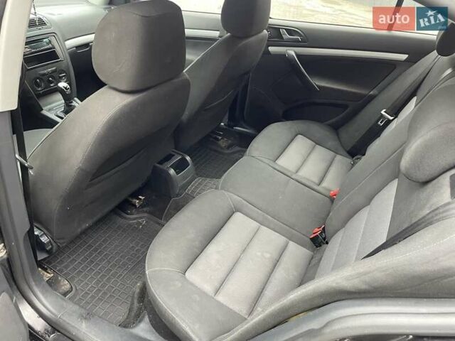 Чорний Шкода Октавія, об'ємом двигуна 1.6 л та пробігом 370 тис. км за 4500 $, фото 9 на Automoto.ua