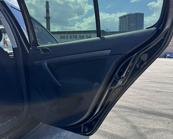 Черный Шкода Октавия, объемом двигателя 2 л и пробегом 154 тыс. км за 7200 $, фото 6 на Automoto.ua