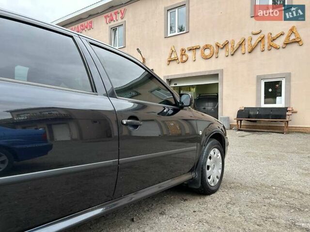 Черный Шкода Октавия, объемом двигателя 1.6 л и пробегом 221 тыс. км за 7300 $, фото 14 на Automoto.ua