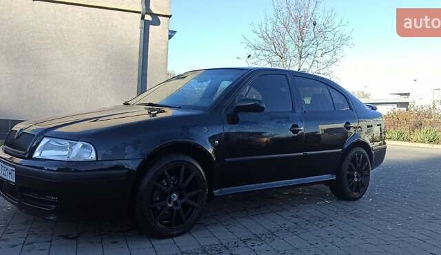 Черный Шкода Октавия, объемом двигателя 1.9 л и пробегом 270 тыс. км за 5200 $, фото 1 на Automoto.ua