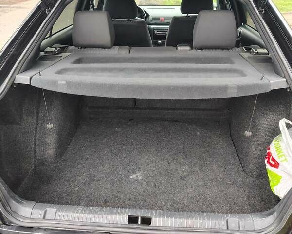 Черный Шкода Октавия, объемом двигателя 1.78 л и пробегом 170 тыс. км за 5600 $, фото 5 на Automoto.ua