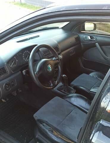 Черный Шкода Октавия, объемом двигателя 1.9 л и пробегом 270 тыс. км за 5200 $, фото 21 на Automoto.ua