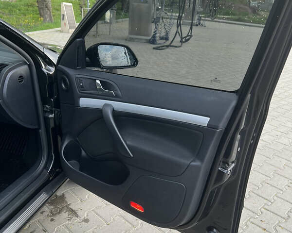 Черный Шкода Октавия, объемом двигателя 1.8 л и пробегом 210 тыс. км за 6299 $, фото 14 на Automoto.ua