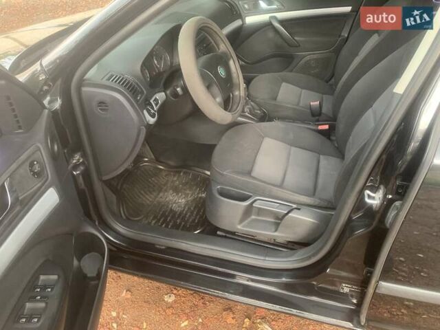 Чорний Шкода Октавія, об'ємом двигуна 1.6 л та пробігом 250 тис. км за 4800 $, фото 8 на Automoto.ua