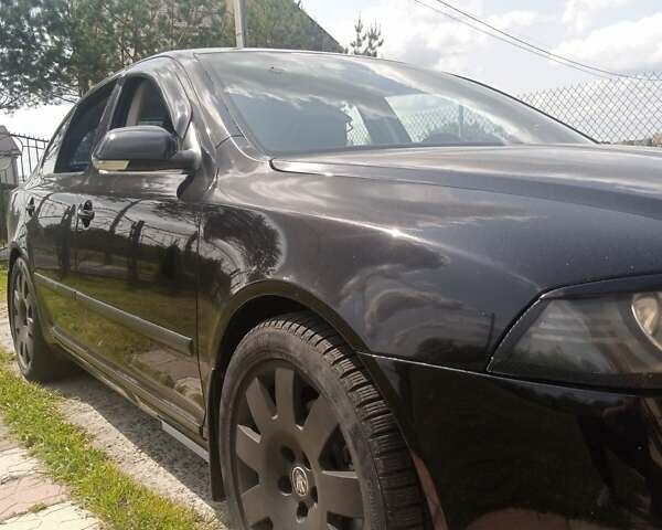 Черный Шкода Октавия, объемом двигателя 2 л и пробегом 284 тыс. км за 7900 $, фото 7 на Automoto.ua