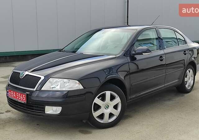 Черный Шкода Октавия, объемом двигателя 1.6 л и пробегом 218 тыс. км за 6999 $, фото 22 на Automoto.ua