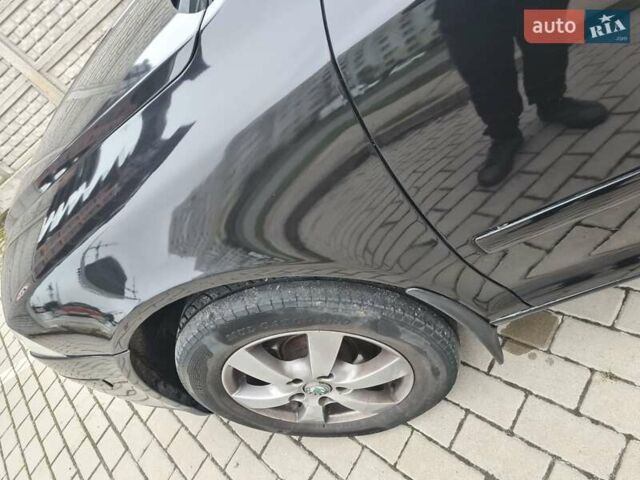 Чорний Шкода Октавія, об'ємом двигуна 1.6 л та пробігом 308 тис. км за 5600 $, фото 10 на Automoto.ua