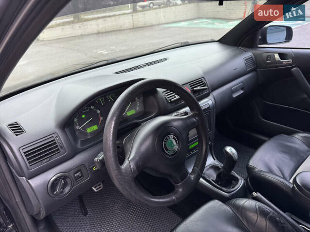 Чорний Шкода Октавія, об'ємом двигуна 1.78 л та пробігом 245 тис. км за 5300 $, фото 12 на Automoto.ua