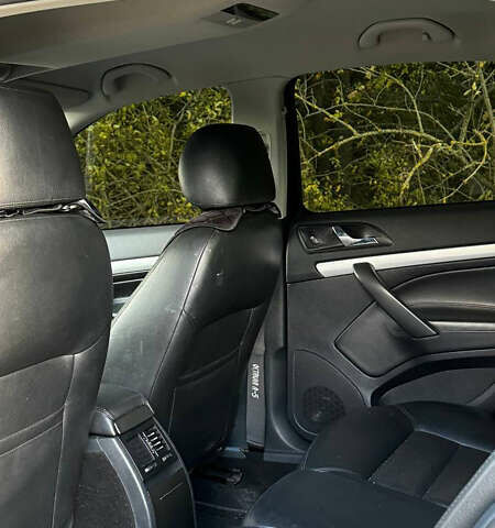 Черный Шкода Октавия, объемом двигателя 1.62 л и пробегом 248 тыс. км за 5600 $, фото 9 на Automoto.ua