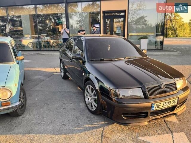 Черный Шкода Октавия, объемом двигателя 1.8 л и пробегом 210 тыс. км за 6200 $, фото 6 на Automoto.ua