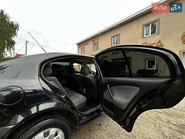 Черный Шкода Октавия, объемом двигателя 1.6 л и пробегом 221 тыс. км за 7300 $, фото 30 на Automoto.ua