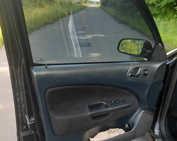 Чорний Шкода Октавія, об'ємом двигуна 1.6 л та пробігом 230 тис. км за 4400 $, фото 8 на Automoto.ua