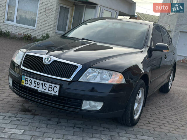 Черный Шкода Октавия, объемом двигателя 1.6 л и пробегом 230 тыс. км за 4999 $, фото 6 на Automoto.ua