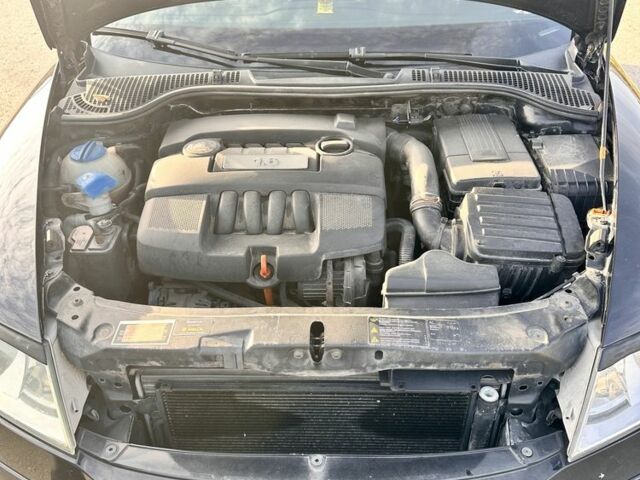 Черный Шкода Октавия, объемом двигателя 1.6 л и пробегом 260 тыс. км за 6800 $, фото 15 на Automoto.ua